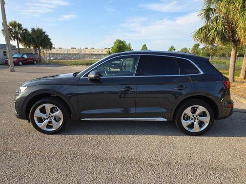 2021 Audi Q5 45 Prestige