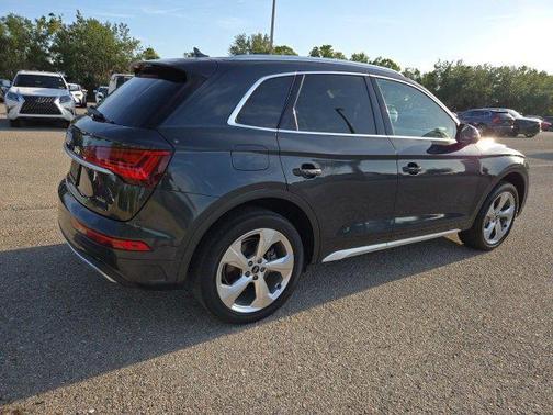 2021 Audi Q5 45 Prestige