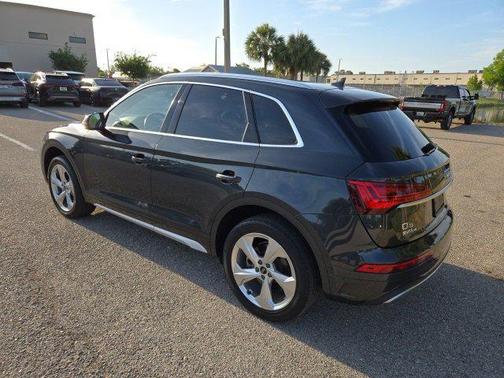 2021 Audi Q5 45 Prestige