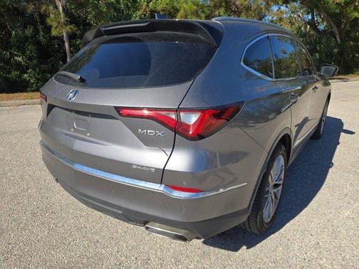 2022 Acura MDX Advance Package