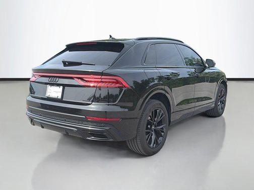 Mythos Black Metallic 2023 Audi Q8 55 Premium Plus