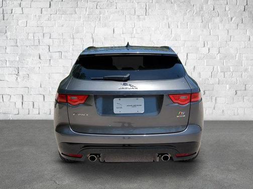 2018 Jaguar F-PACE S