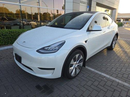 2023 Tesla Model Y Long Range Dual Motor All-Wheel Drive