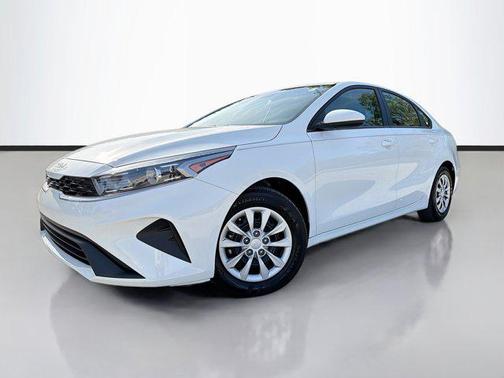2023 Kia Forte LX