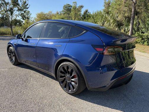 2023 Tesla Model Y Performance Dual Motor All-Wheel Drive