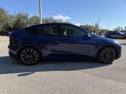 2023 Tesla Model Y Performance Dual Motor All-Wheel Drive