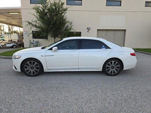 2017 Lincoln Continental Reserve