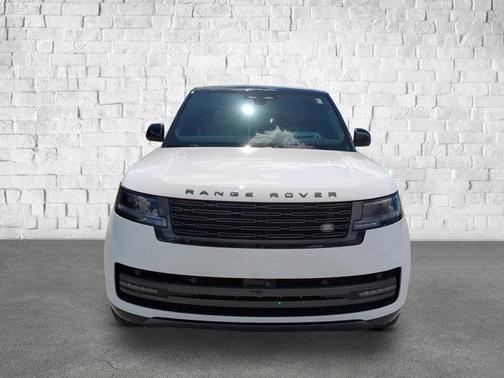 2025 Land Rover Range Rover P530 SE