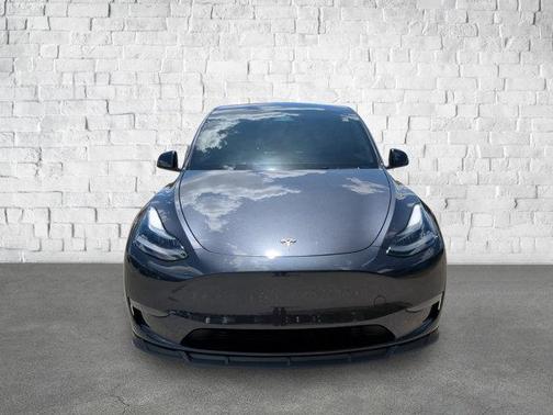 2024 Tesla Model Y Long Range Dual Motor All-Wheel Drive