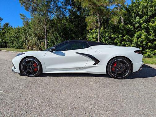 2023 Chevrolet Corvette Stingray w/1LT