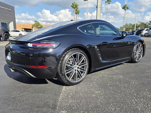 2025 Porsche 718 Cayman Base