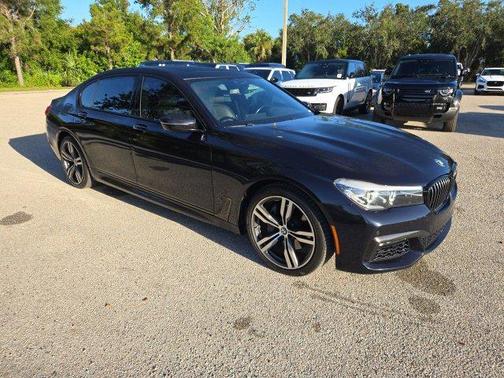 2019 BMW 740 740i
