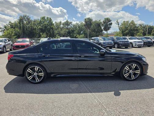 2019 BMW 740 740i