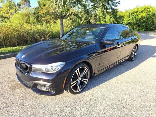 2019 BMW 740 740i