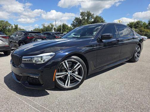 2019 BMW 740 740i