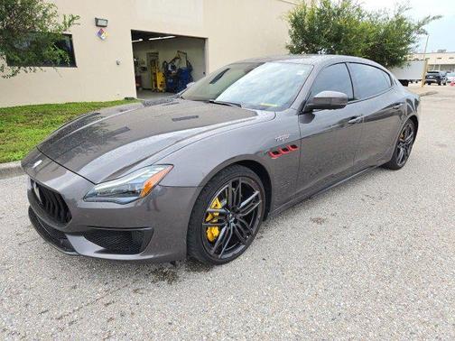 2022 Maserati Quattroporte Trofeo