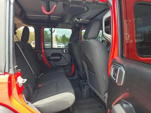 2022 Jeep Wrangler Unlimited Sport