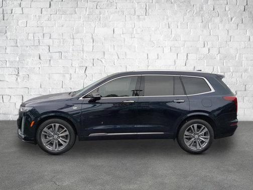 2022 Cadillac XT6 Premium Luxury FWD