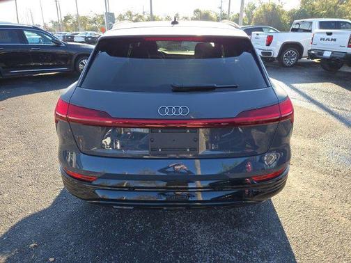 2024 Audi Q8 e-tron Prestige