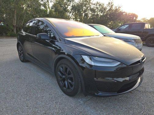 2022 Tesla Model X Plaid Tri Motor All-Wheel Drive