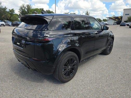 2025 Land Rover Range Rover Evoque Dynamic SE