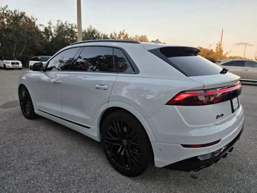 2024 Audi SQ8 4.0T Premium Plus