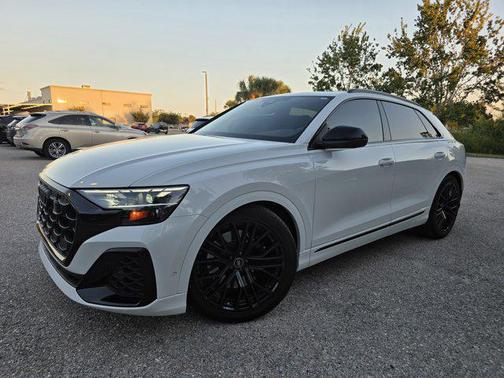2024 Audi SQ8 4.0T Premium Plus