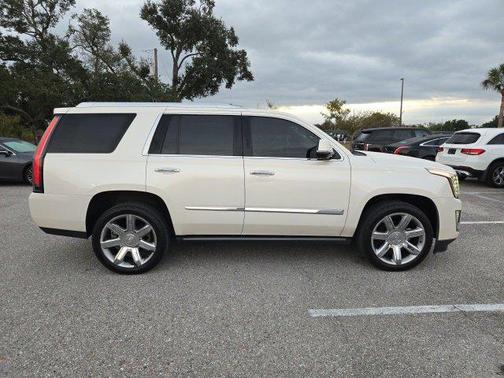2015 Cadillac Escalade Premium
