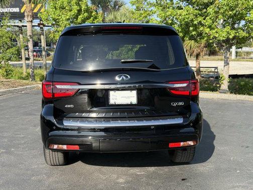 2023 INFINITI QX80 PREMIUM SELECT AWD