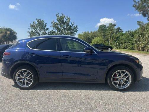2019 Alfa Romeo Stelvio Ti Lusso