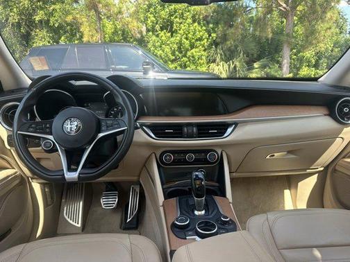 2019 Alfa Romeo Stelvio Ti Lusso