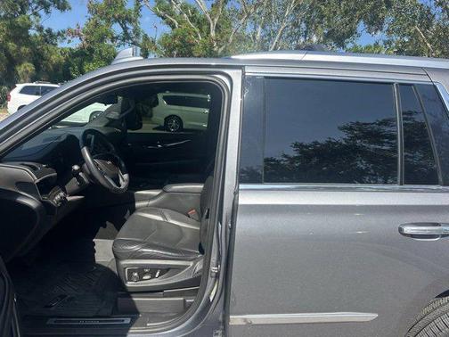 2018 Cadillac Escalade Platinum