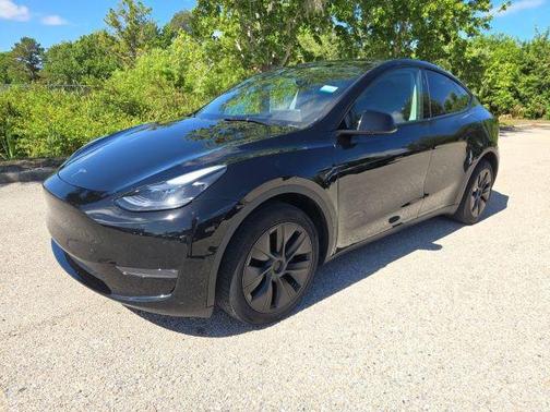 Solid Black 2025 Tesla Model Y Long Range Dual Motor All-Wheel Drive