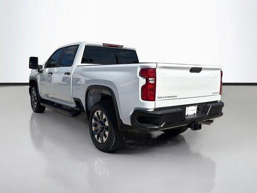2024 Chevrolet Silverado 2500 Custom