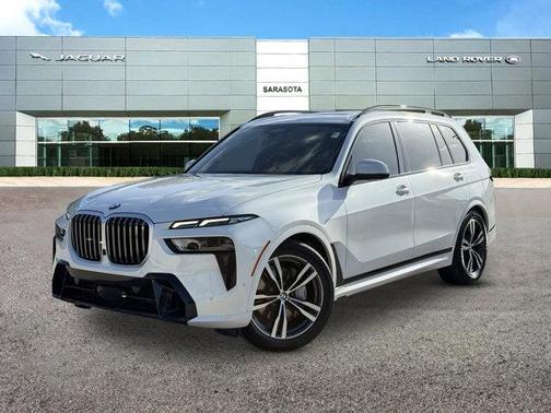 2023 BMW X7 xDrive40i