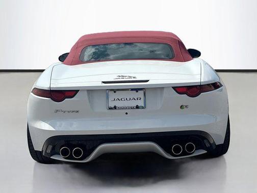 2019 Jaguar F-TYPE R