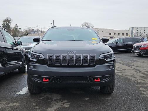 2022 Jeep Cherokee Trailhawk