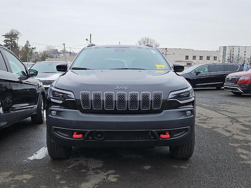 2022 Jeep Cherokee Trailhawk