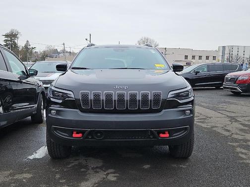 2022 Jeep Cherokee Trailhawk