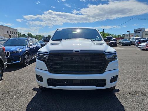 Bright White Clearcoat 2026 RAM 1500 Laramie