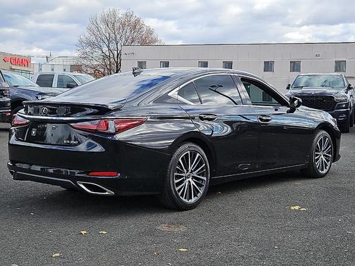 2025 Lexus ES 350 