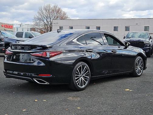 2025 Lexus ES 350 