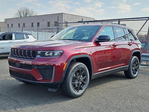 2026 Jeep Grand Cherokee Altitude 4x4