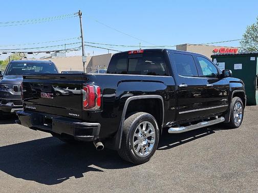 Onyx Black 2018 GMC Sierra 1500 Denali