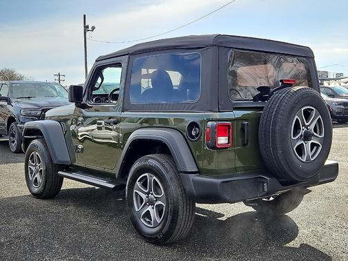 2022 Jeep Wrangler Sport S
