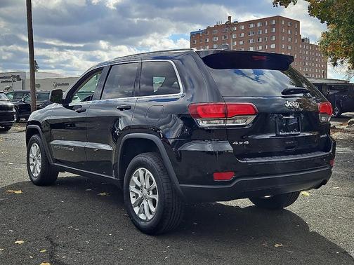 2022 Jeep Grand Cherokee WK Laredo