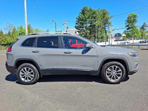 2021 Jeep Cherokee Latitude Lux