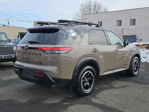2024 Nissan Pathfinder Rock Creek