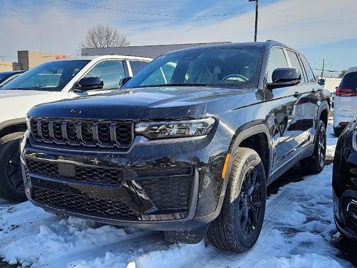 2026 Jeep Grand Cherokee Altitude 4x4