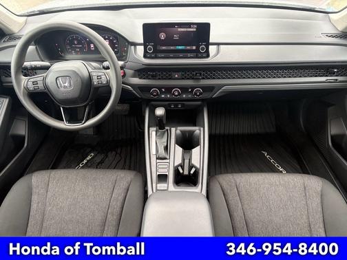 Platinum White Pearl 2025 Honda Accord
